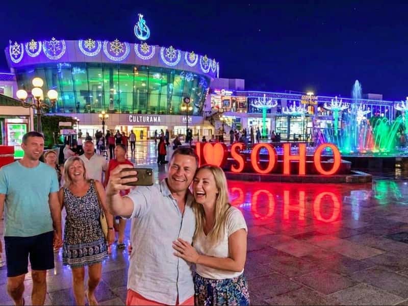 Sharm: Soho Square Night Tour with Ice Bar, Dinner & Transfer