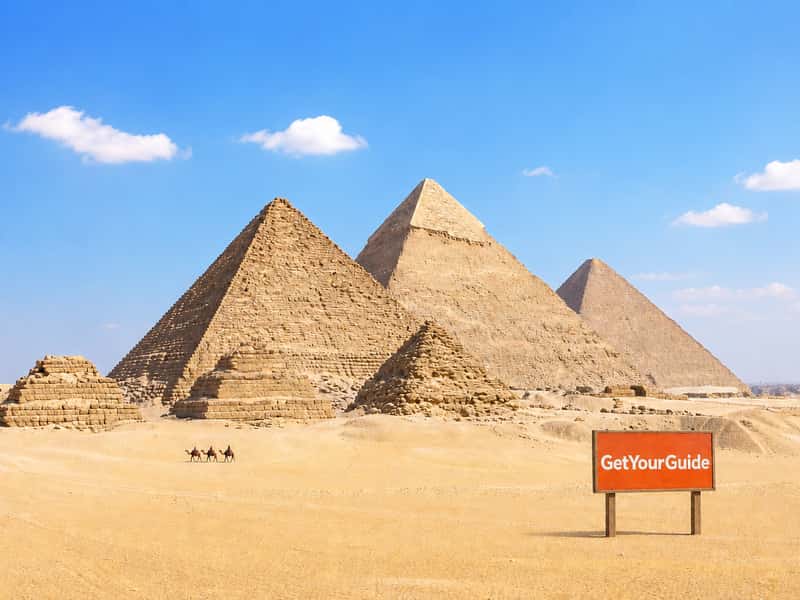 Sharm El Sheikh: Cairo Day Trip by Flight — Pyramids & GEM Museum